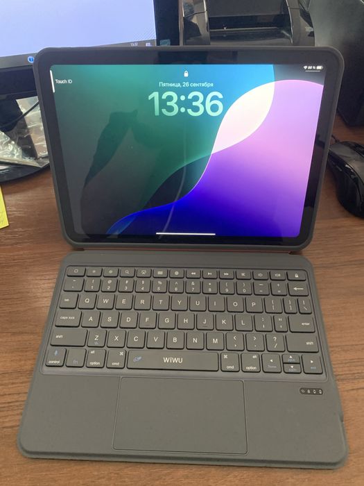 iPad 10gen 2022 год (64 gb)