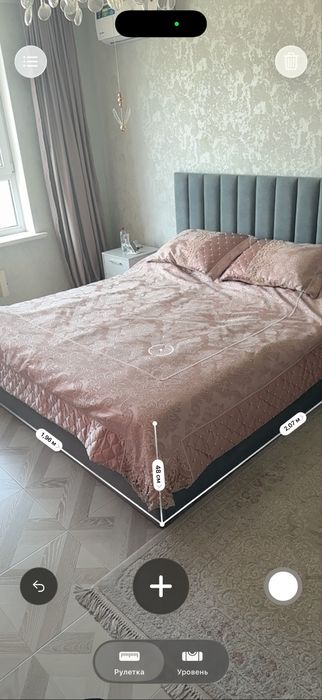 Двуспальная кровать с матрасом