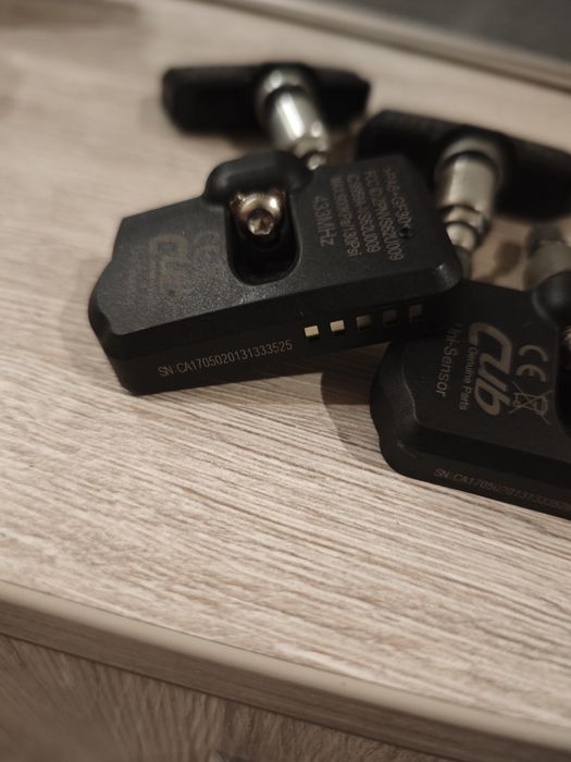 Датчици/TPMS сензори за налягането в гумите за Мерцедес GLC