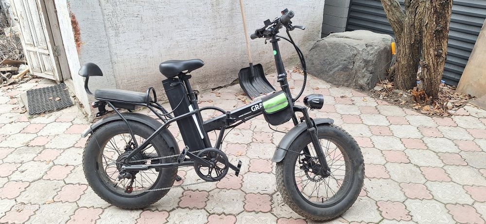 Продам электро велосипед GRAPE