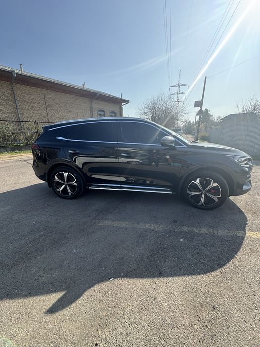 BYD TANG ev 2023 yil 600 км