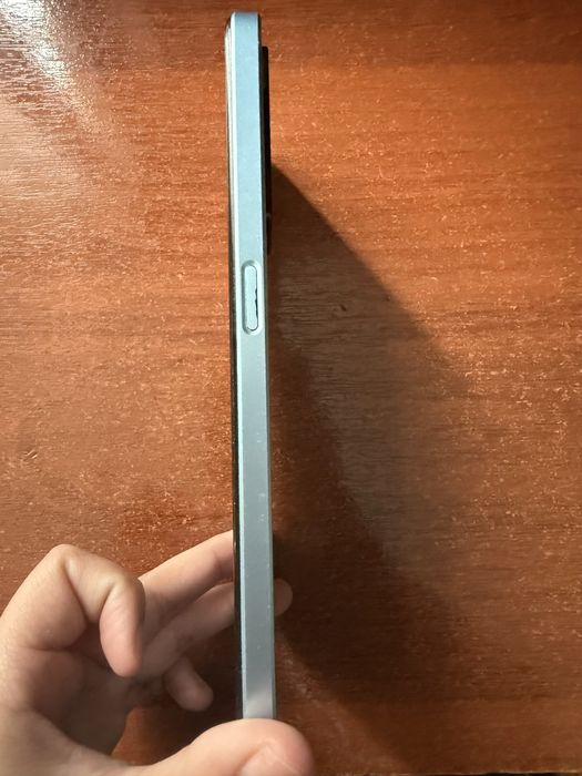 Продаю телефон Oppo A57s
