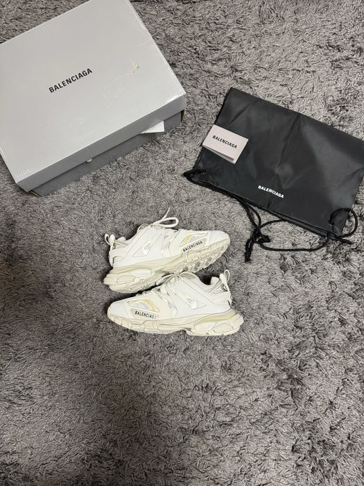 Balenciaga Track