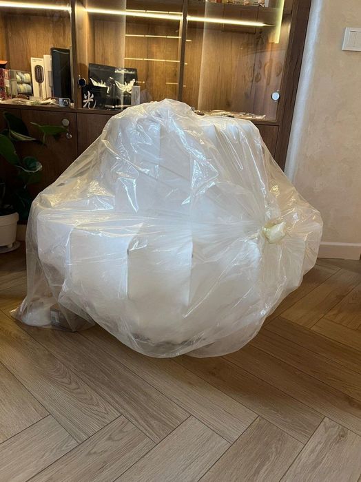 Люстра продаётся