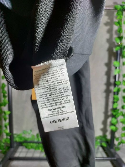 Bluza BURBERRY marimea XL