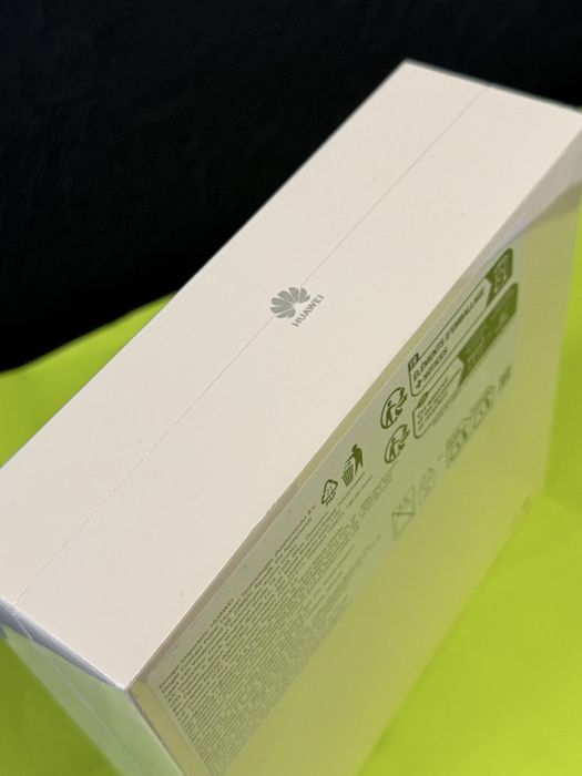 ЗАПЕЧАТАН 512GB Huawei Pura 80 Ultra Yettel Гаранция 2029 Golden Black