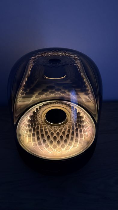 Sistem audio Harman Kardon Aura Studio 4 cu garantie ian 2027
