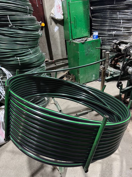 Полиэтиленовая труба полиэтилен пластиковые канализационный гофра ПНД