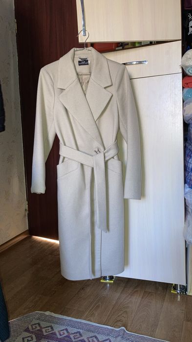 Женское классическое пальто