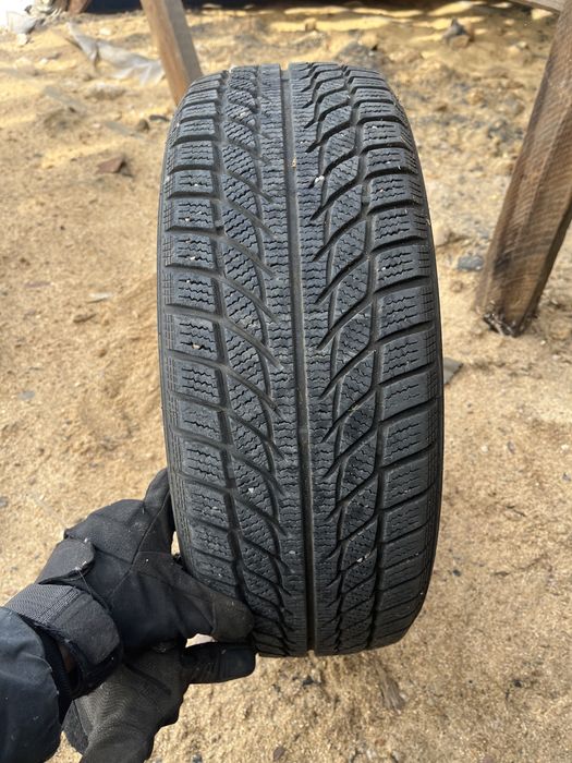 Продам шины в хорошем состоянии