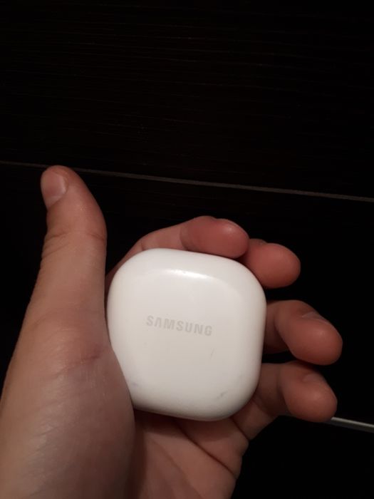 Продам Samsung Bads 2 pr в отличном состоянии