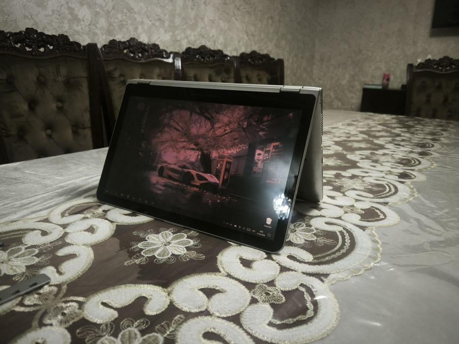 Hp envy x360 transformer planshet noutbok sotiladi