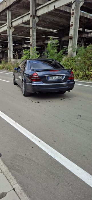 Mercedes e class w 211 2004 2.2 150cp