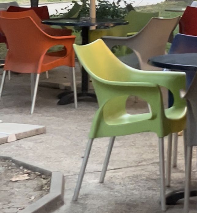 италиански столове и маси -комплект 4 + маса