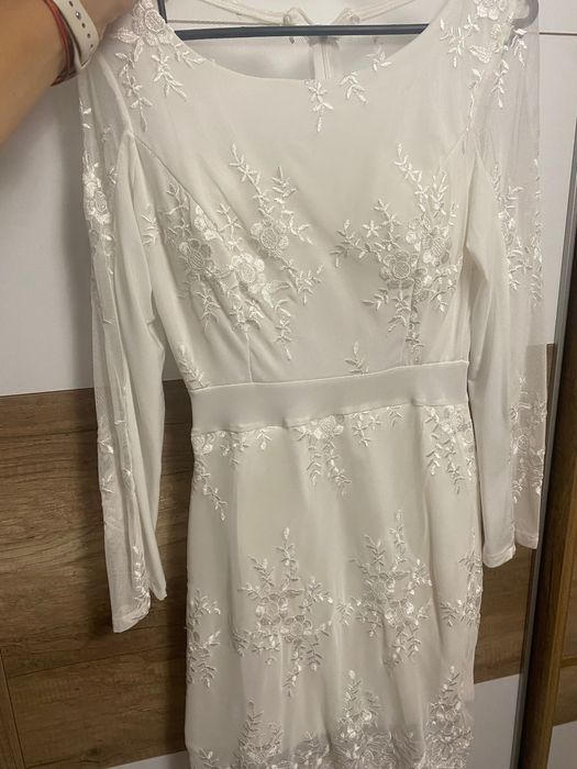 Разпродажба рокли С и М размер