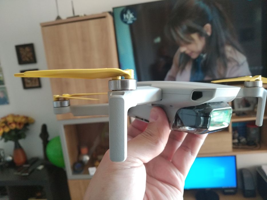 Дрон Dji mini SE