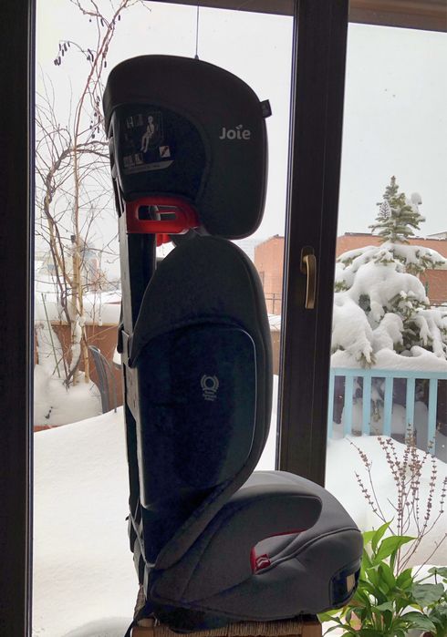 Scaun auto Joie, categoria 19 kg plus! In stare perfecta.