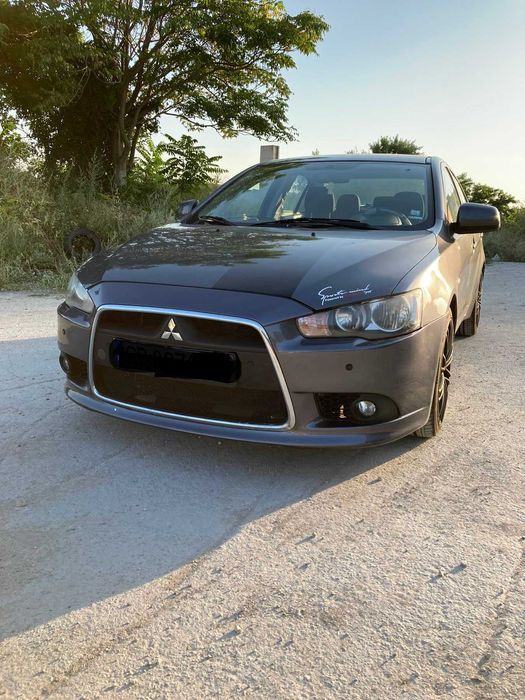 Mitsubishi Lancer