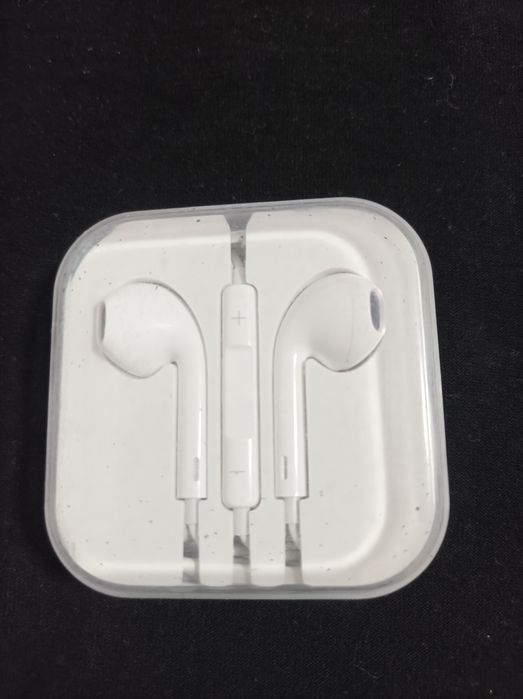 Casti pentru  Iphone cu mufa lighting sau jack