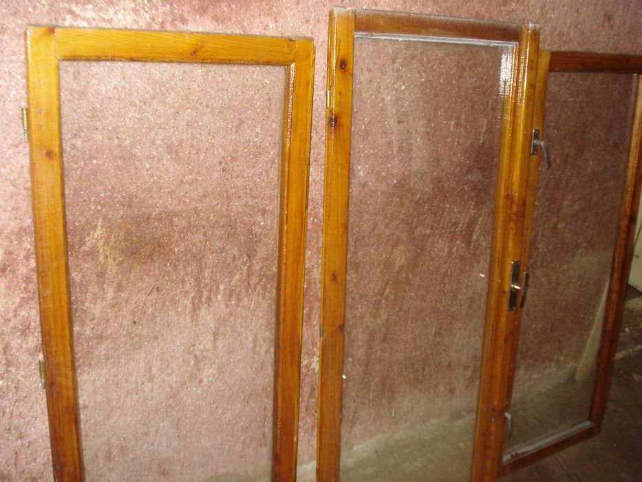 vand geamuri lemn masiv duble incuietoare balamale sticla