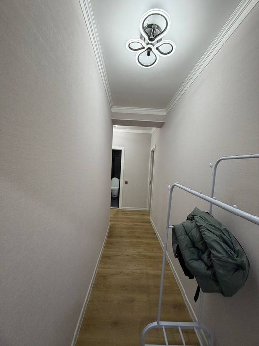 Продаю квартиру Яшнабадский р-он ул. Иззат Новостройка 2-ком 2-этаж 8э