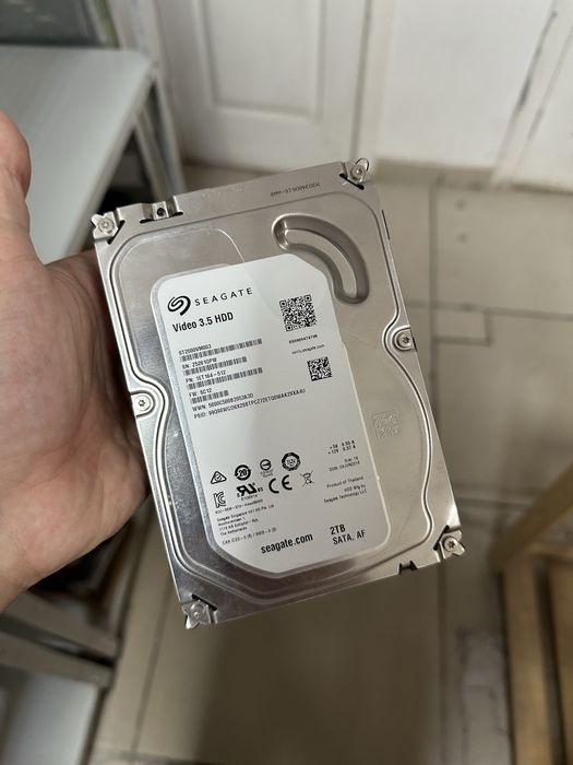 Жесткий Диск 500Gb , 2000Gb ( 2Tb )