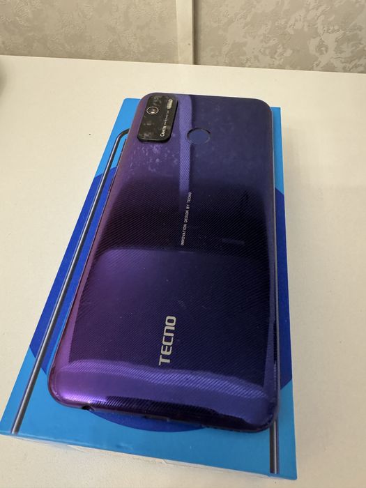 Смартфон Tecno Camon 15 4/64 Гб