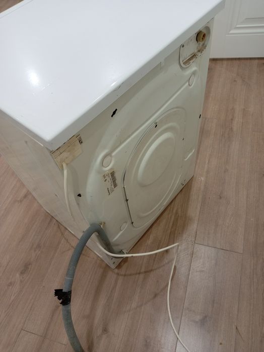 Стиральная машина Ariston