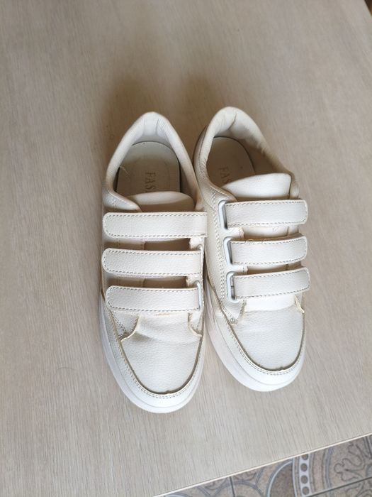 Кроссовки 37 размер