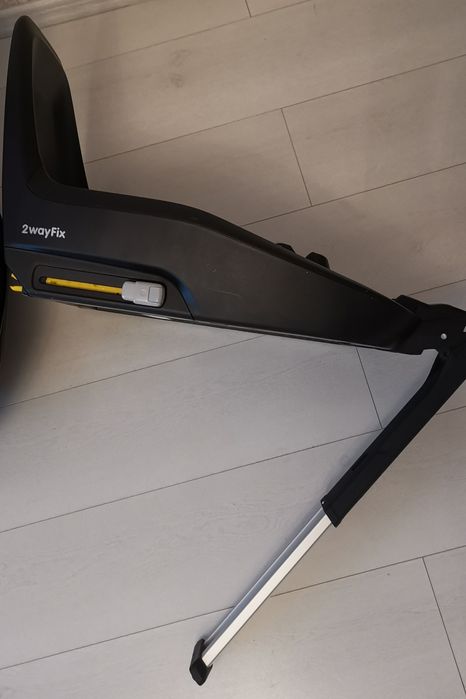 Scaun Auto 2Way Pearl baza Isofix potrivit pana la 104 cm