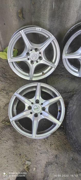 Продам комплект дисков стояли на нексии