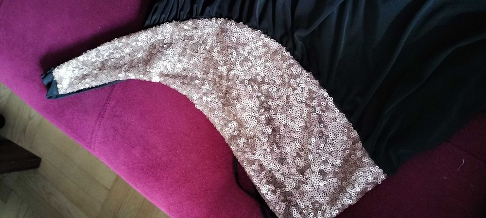 Официална къса рокля с пайети/камъни