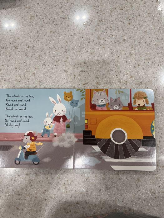 Детские тактильные книжки