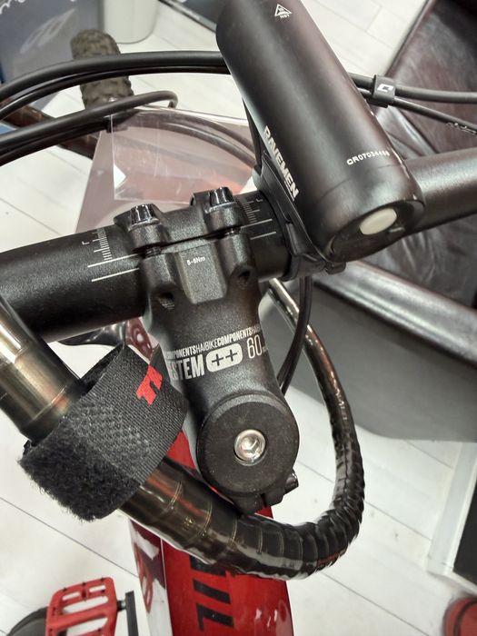 Bicicleta Electrica Haibike AllTrail 5 29 i630 12-G Deore 22