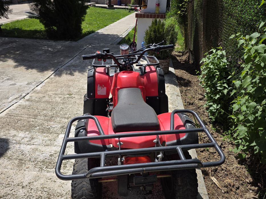 Продавам детско електрическо атв