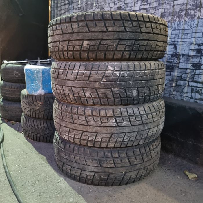 Продам резина в хорошим состоянии