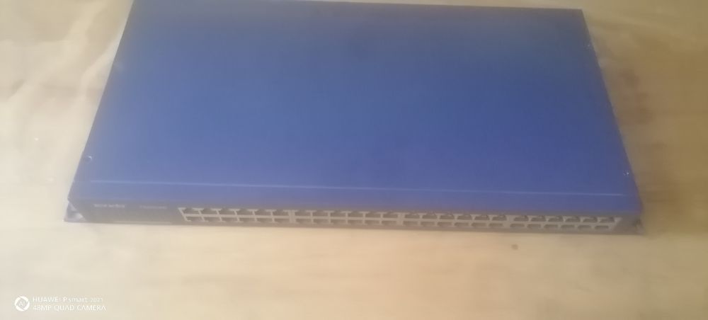 Tenda 48 портовый коммутатор