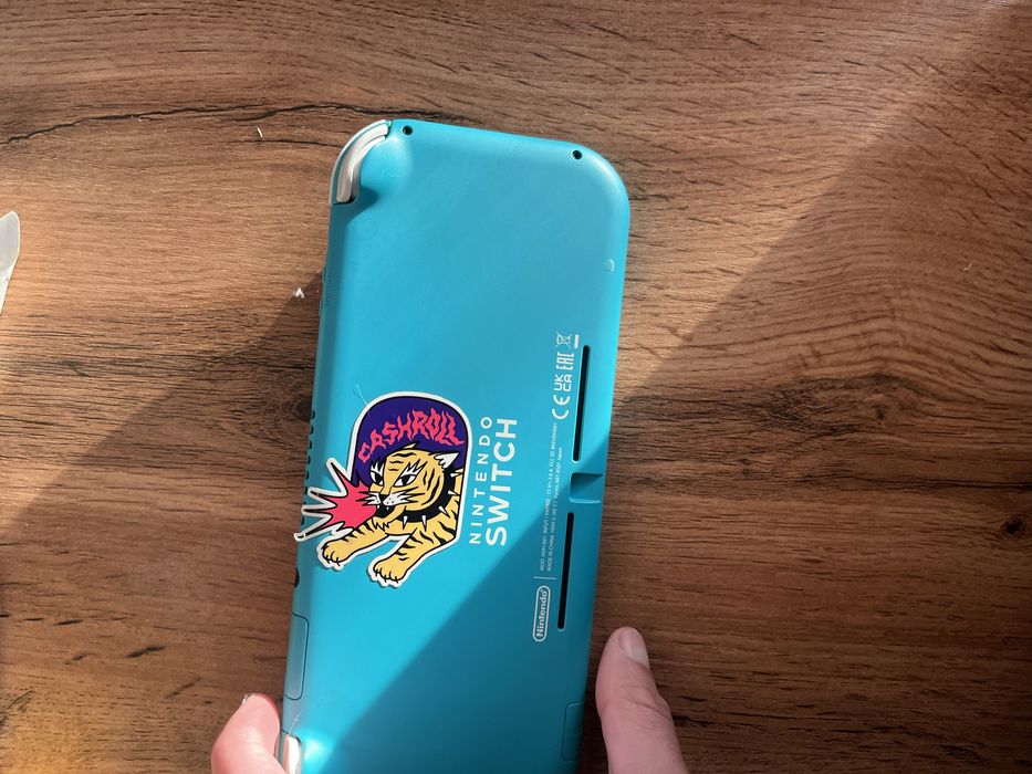 Nintendo Switch Lite+3 картриджа