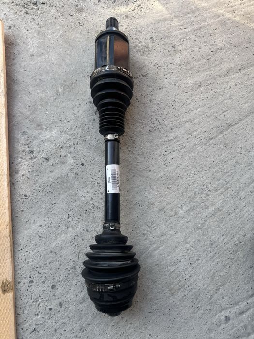 Planetara stanga fata xdrive pt bmw g11 g12  g15 g16 g30 g31 g38