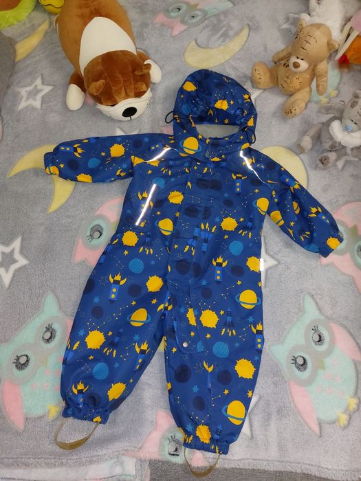 Продам детский комбинезон фирмы Lassye