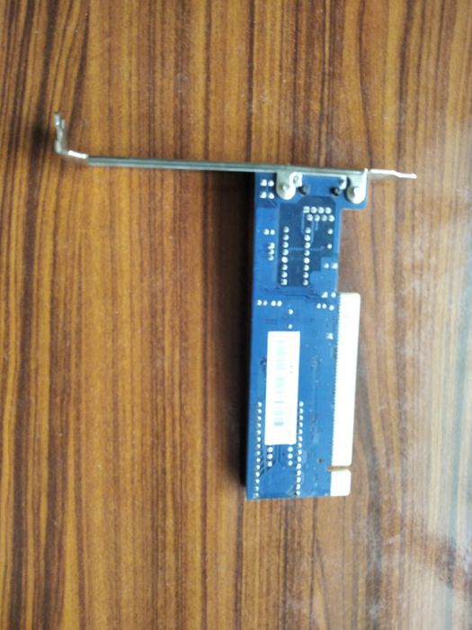 WLAN kompyuter adapter. 8 pinli