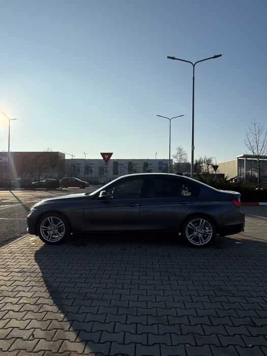 BMW 3 Series 2013 — imagine 19