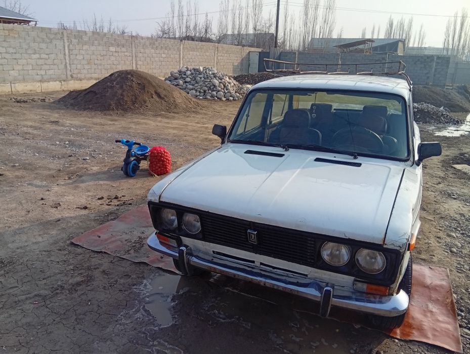 Vaz 21 03  sotiladi