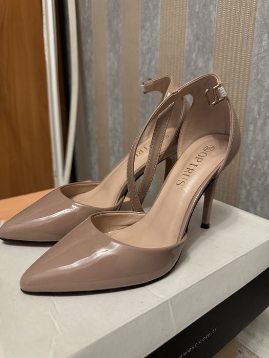 Лакированные туфли