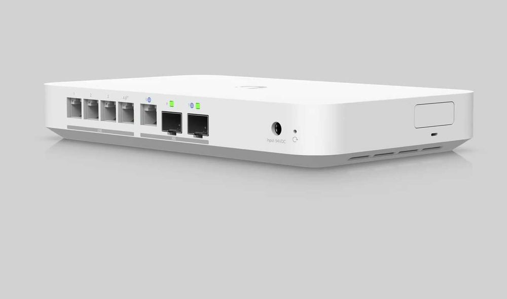 Ubiquiti UniFi Cloud Gateway Fiber UCG-Fiber 10G – No Storage