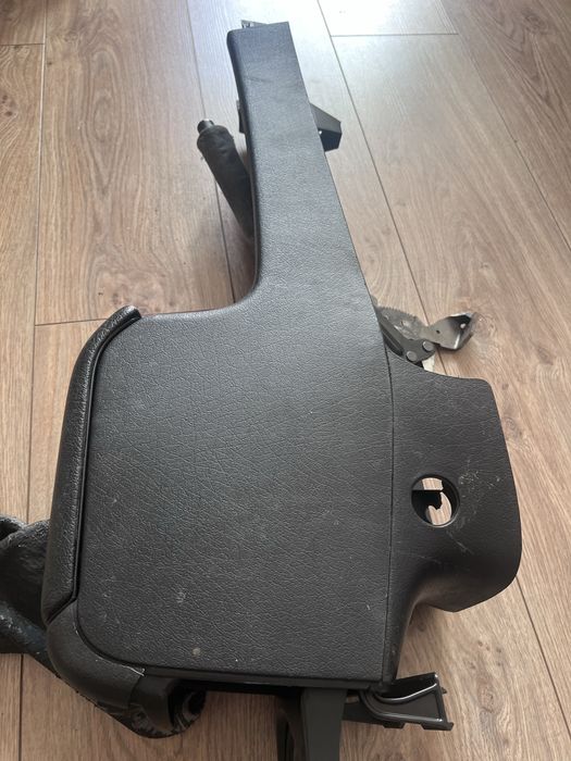 Пассат Б3-Б4 подлокотник