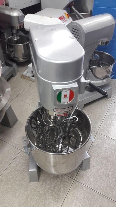 Mixer B 30 л 220 в новый