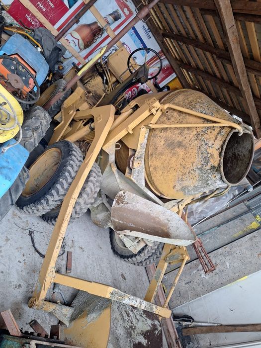 Autobetoniera 4x4 motor