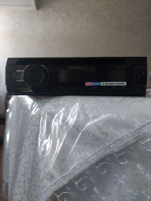 Автомагнитола Пионер в идеальном состоянии