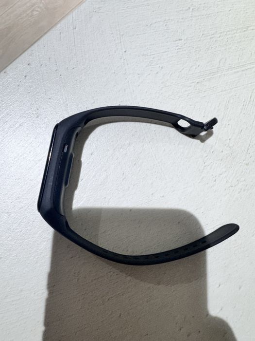 Фитнес-браслет Samsung Galaxy Fit 2 черный